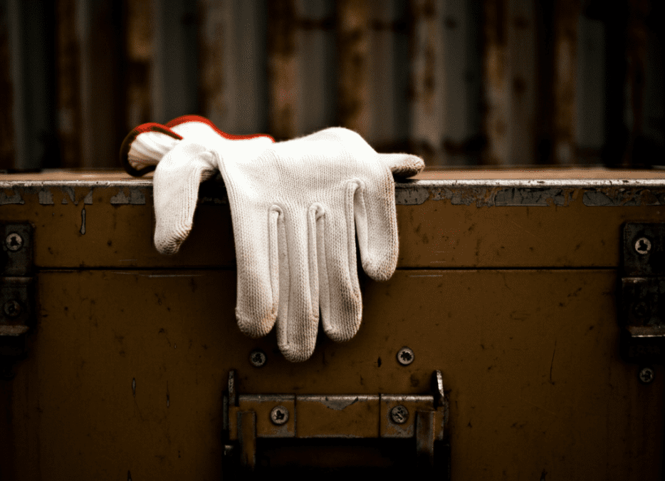 What to Ask a White‑Glove Carrier Before Booking High‑Value Freight